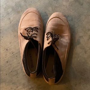 Pink suede loafer/oxford shoes